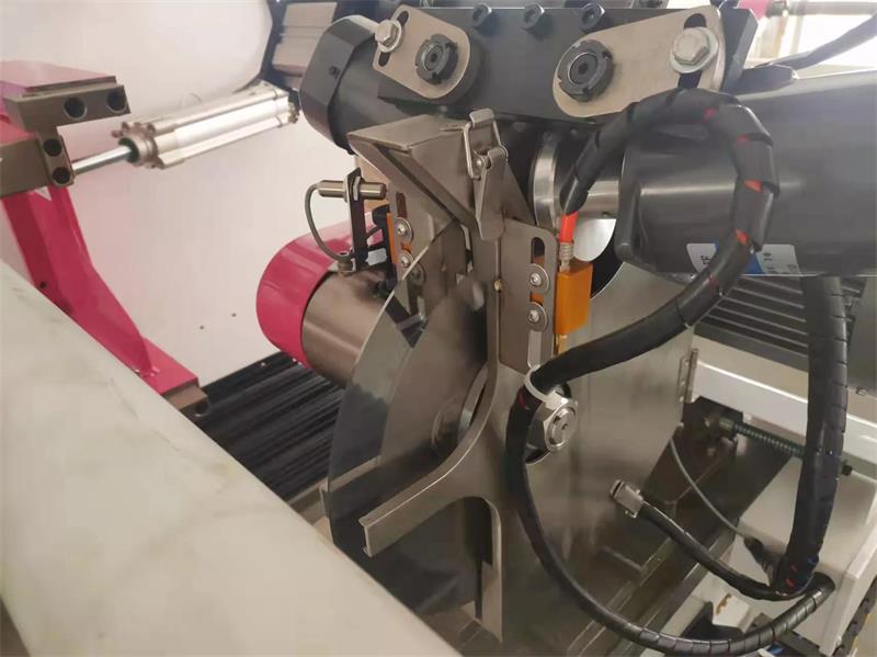 HJY-QJ02 Машина за сечење лента со двојни шахти4